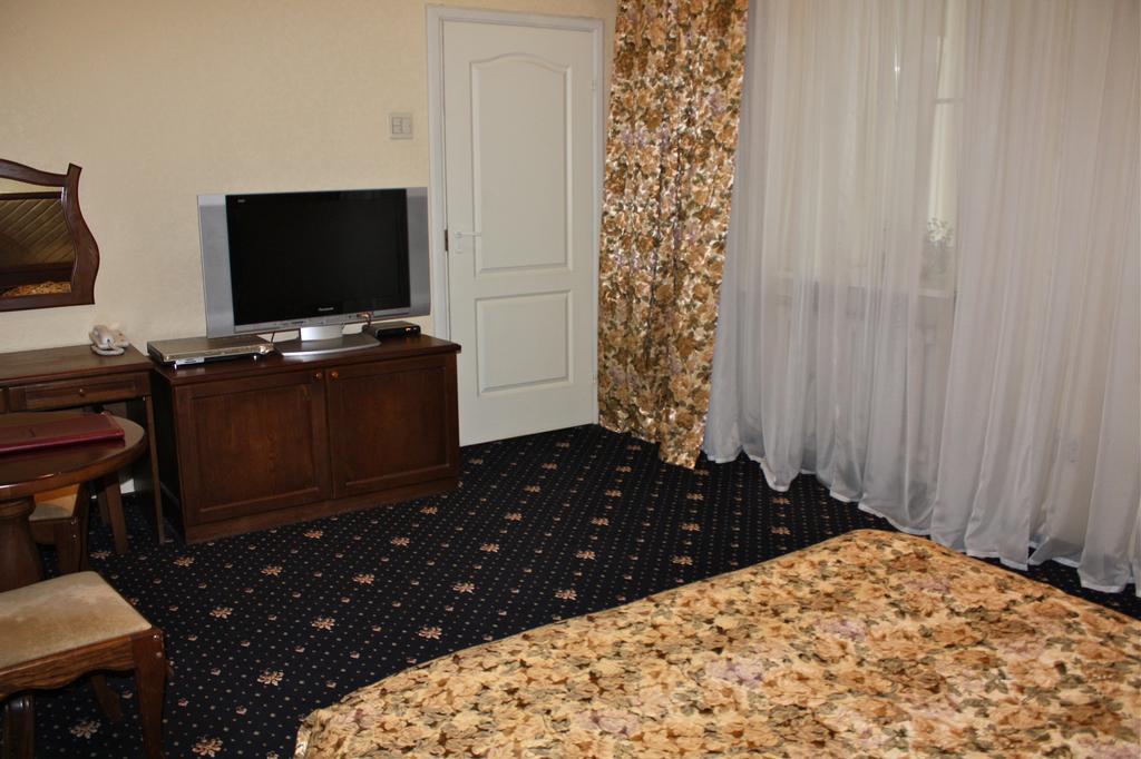 Pushkinskaya Hotel Rostov-on-Don Room photo